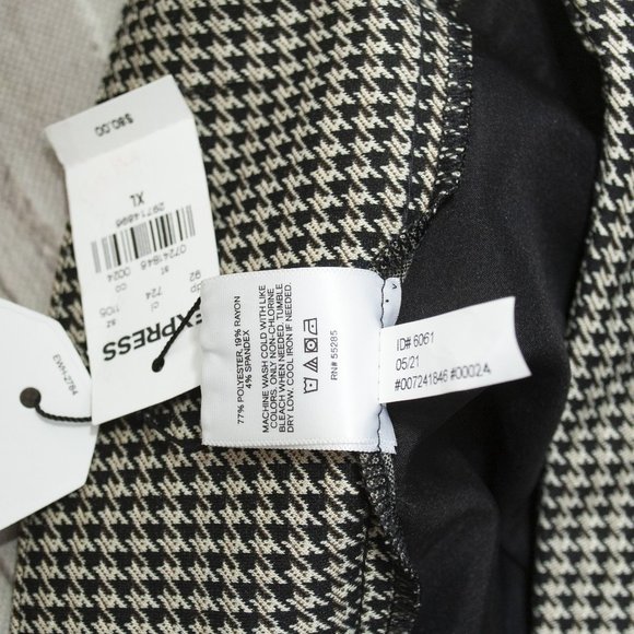 Express Black and White Houndstooth Flare Pants - Picture 7 of 7